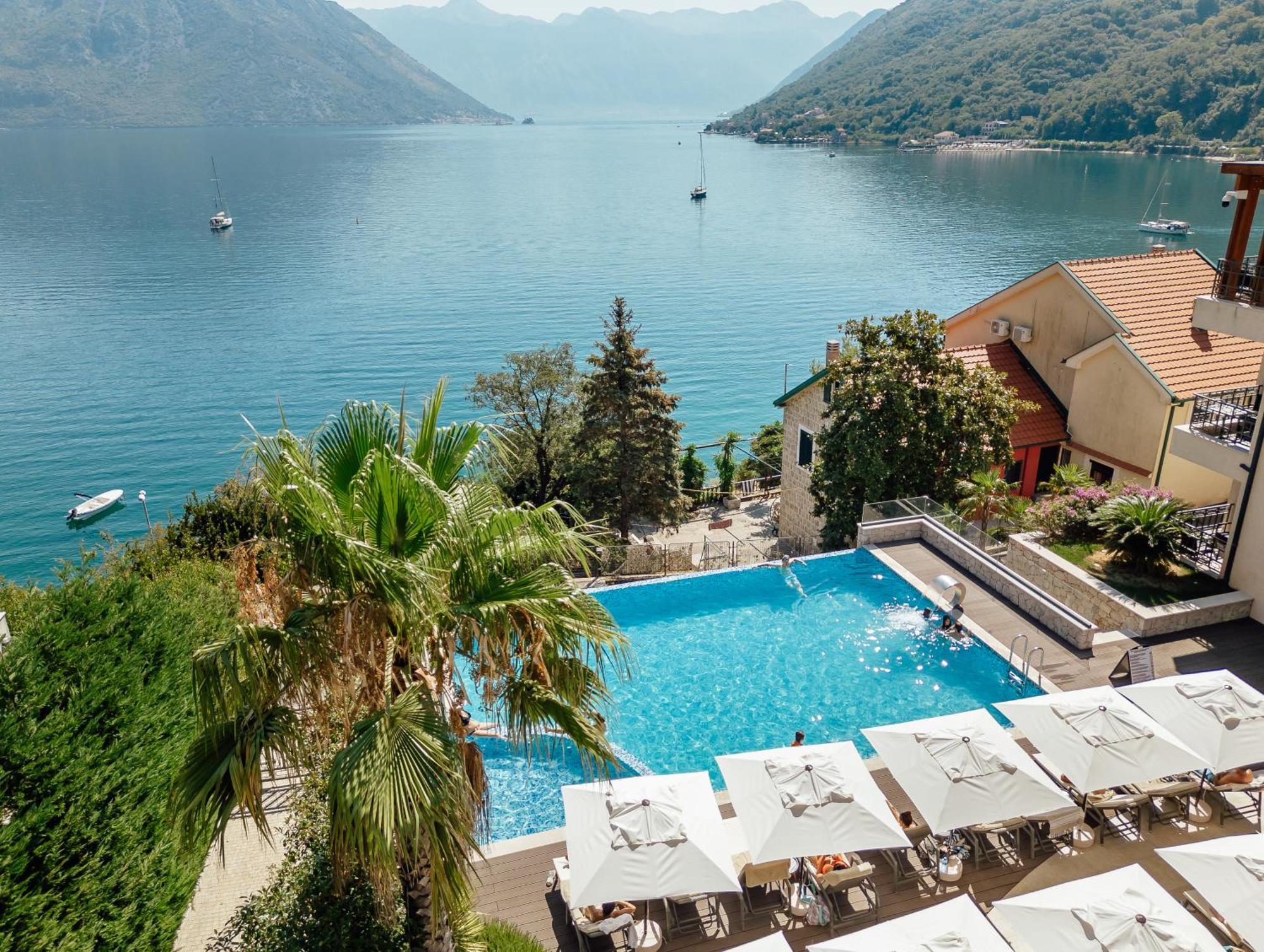 Bellezza Resort & Spa Kotor Exterior photo