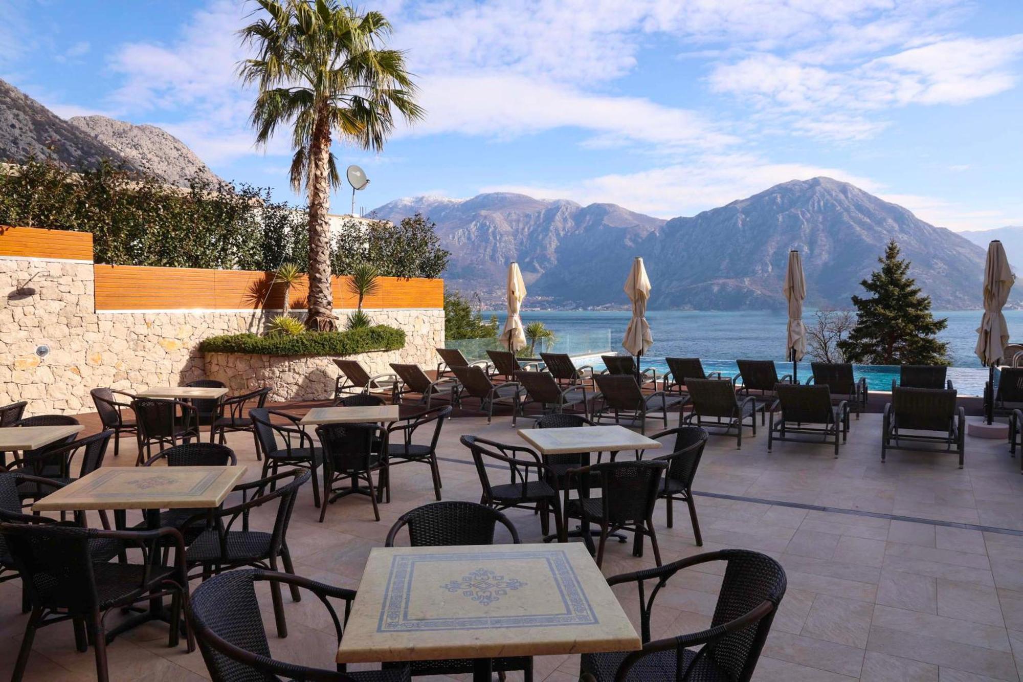 Bellezza Resort & Spa Kotor Exterior photo
