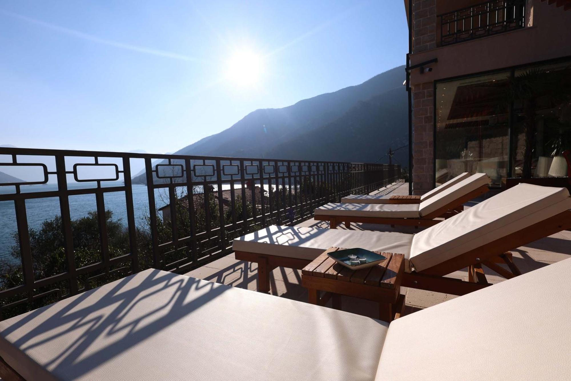 Bellezza Resort & Spa Kotor Exterior photo
